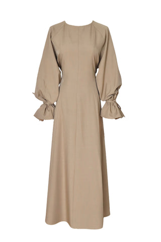 Tailliertes Kleid zum Binden