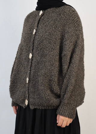 Cardigan mit goldenen Knöpfen