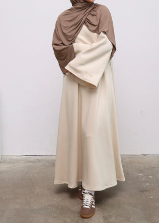 Essential abaya