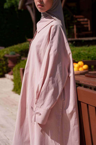 Oversize Maxikleid mit Schleifenmanschetten | Rosa