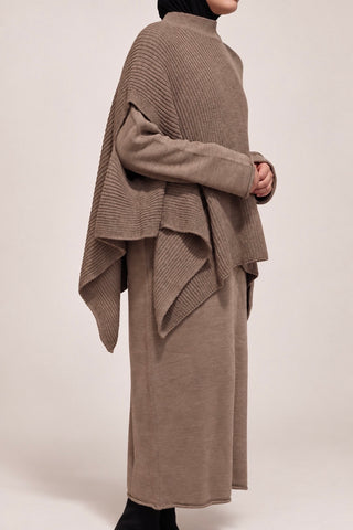 Strickkleid mit Poncho | Mocha
