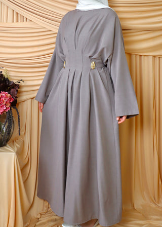 Tailliertes Kleid | Taupe