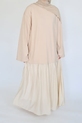 Fließendes Maxikleid in Beige