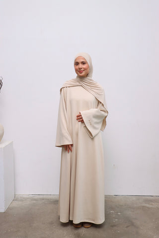 Essential abaya
