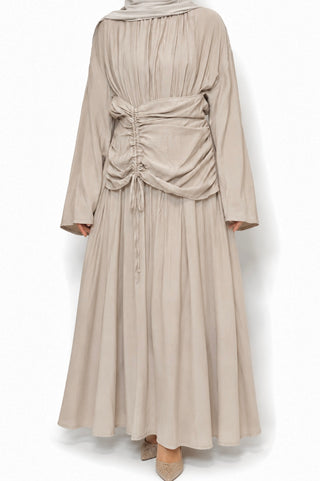 Maxikleid mit Taillenraffung | Taupe