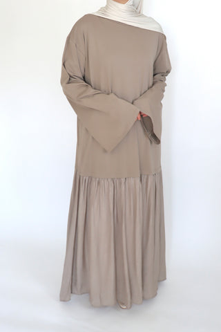 Fließendes Maxikleid in Mocha