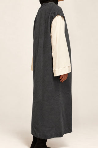 Ärmelloses Maxi-Strickkleid mit V-Ausschnitt | Grau