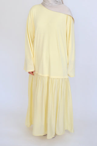 Fließendes Maxikleid in Gelb