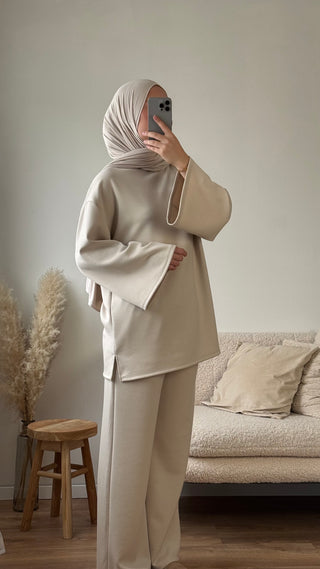 Comfy Set mit oversized Sweatshirt | Beige