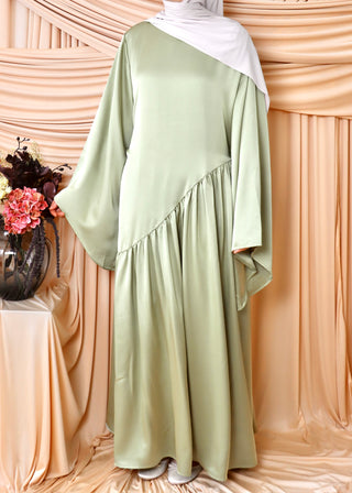 Fließendes Maxikleid mit Volant | Grün