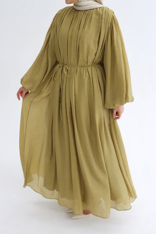 Langes Kleid mit Raffung in Oliv