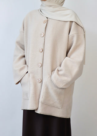Mantel mit Knöpfen aus Teddyfleece| Beige
