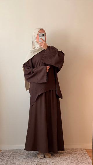 Zweiteiler mit Oversize-Oberteil und Rock