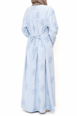 Besticktes Maxikleid | Blau