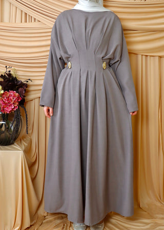 Tailliertes Kleid | Taupe