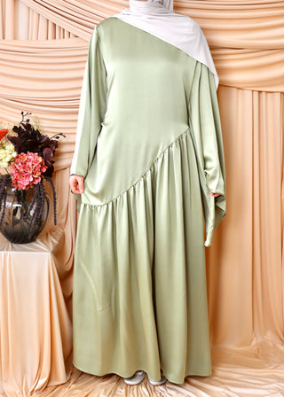 Fließendes Maxikleid mit Volant | Grün