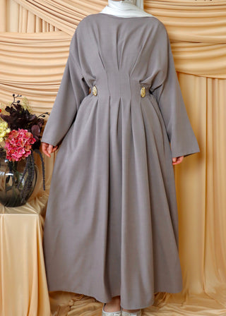 Tailliertes Kleid | Taupe